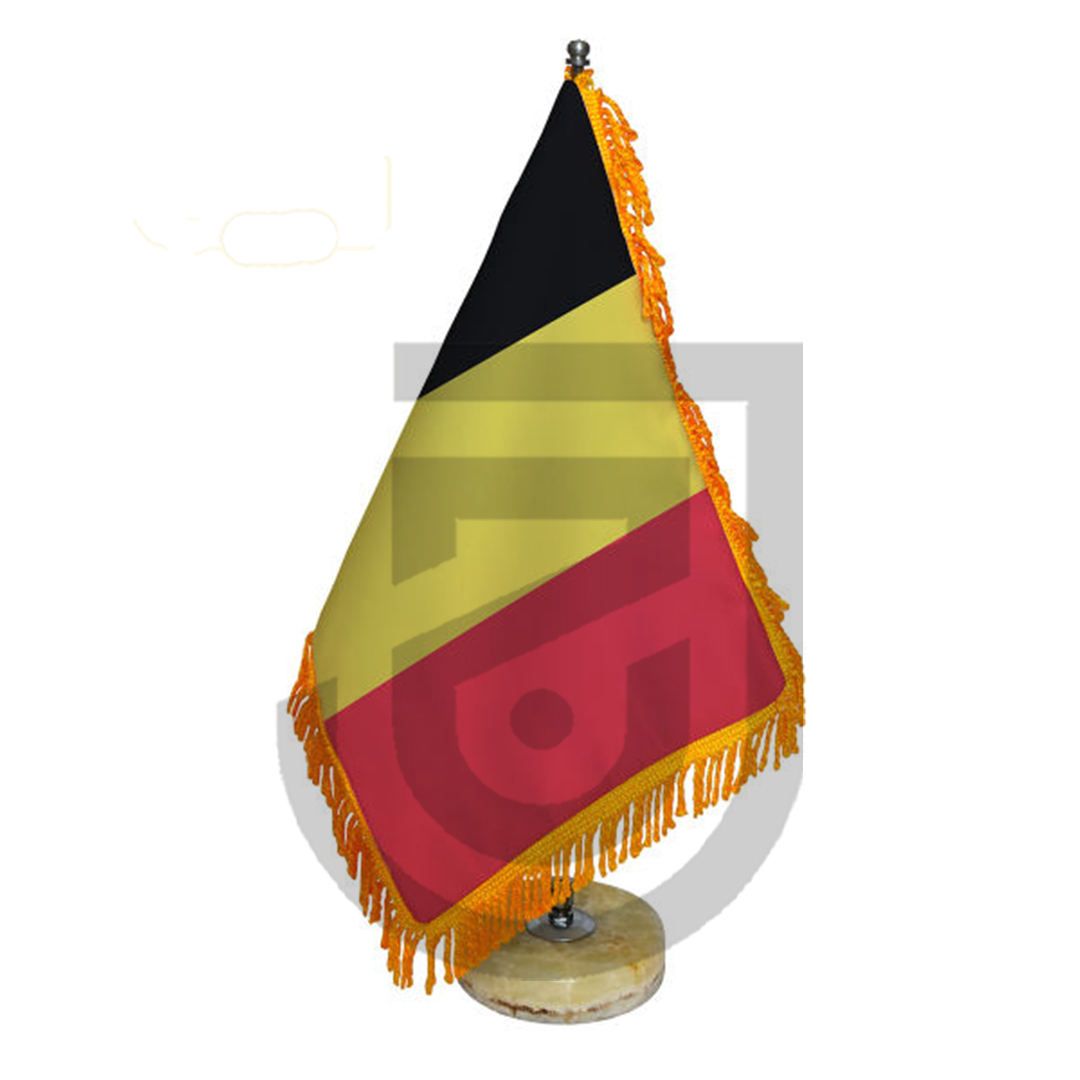 پرچم بلژیک دور ریشه