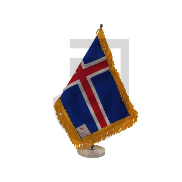 پرچم ایسلند دور ریشه