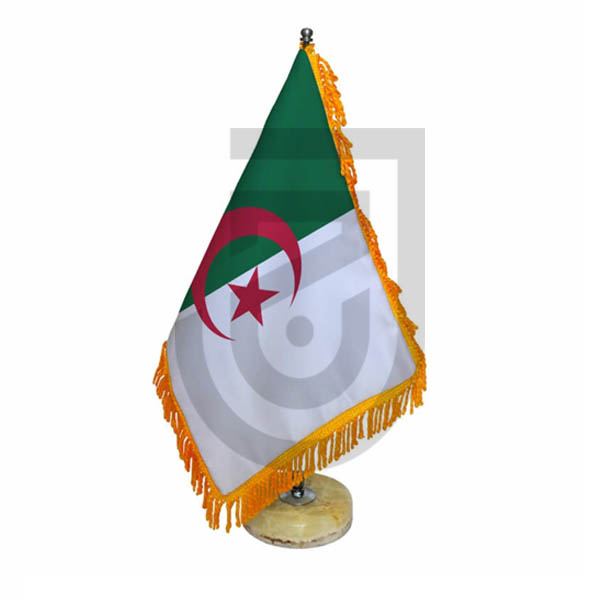 پرچم الجزایر دور ریشه