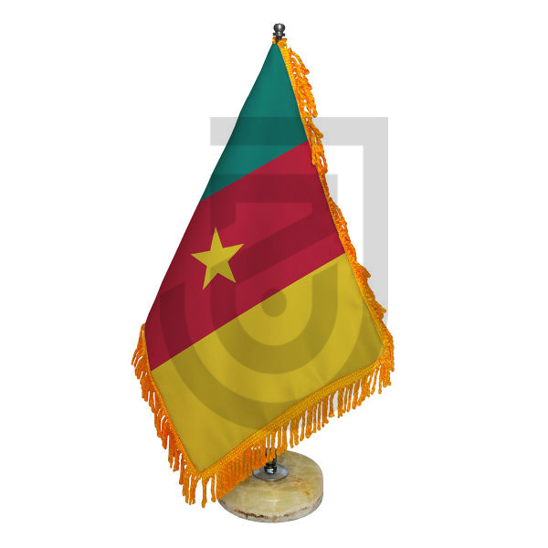 پرچم کامرون دور ریشه
